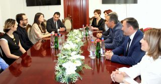 «Եռակողմ գործընկերության մեկնարկ. Զանգեզուրի պղնձամոլիբդենային կոմբինատի,  Սյունիքի մարզպետի աշխատակազմի և «Դասավանդի’ր, Հայաստան»-ի միջև»