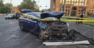 Բախվել են «Nissan»-ն ու «Toyota»-ն. վերջինը կոտրել է ծառն ու հայտնվել մայթին. կան վիրшվորներ