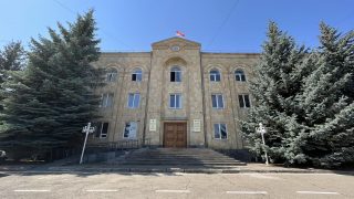 Սպիտակում ուժգին քամու պատճառով հետաձգվել է համայնքի օրվան նվիրված միջոցառումը