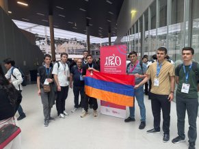 2 բրոնզե մեդալ՝ ֆիզիկայի 55-րդ միջազգային օլիմպիադայում