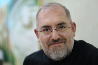 Ի՞նչն է մղում մարդկանց հաշվեհարդար լինել նախկին ընկերների կամ ղեկավարների հետ, «բացահայտել» նրանց գաղտնիքները՝ նրանց վիրավորելու, անարգելու, նսեմացնելու նպատակով.