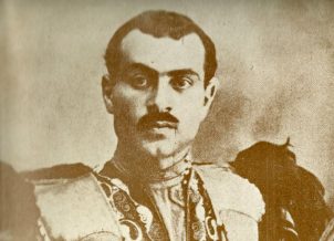 Ով հեռանում է իր կրոնից, անձնասպանորեն կտրում է իր հոգևոր զարկերակը. Նժդեհի 10 ասույթները կրոնի, Աստծո և հավատքի մասին