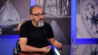 Հայաստանեայց Առաքելական Սուրբ եկեղեցու դեմ այս օրերին տեղի ունեցողը համեմատելի է և կարելի է ասել նույնանում է 2018 թվի «թավշյա» «ոչ բռնի» հեղափոխության հետ. Վահե Բեգոյան