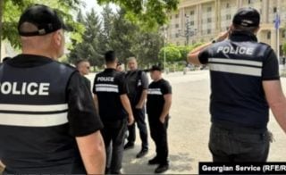 Վրաստանում ՆԳՆ-ն կմտնի ցանկացած մասնավոր սեփականության տարածք՝ «անօրինական միգրանտ հայտնաբերելու» հիմքով. օրինագիծ