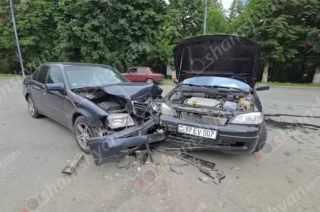 Վանաձորում բախվել են «Mercedes»-ն ու «Opel»-ը