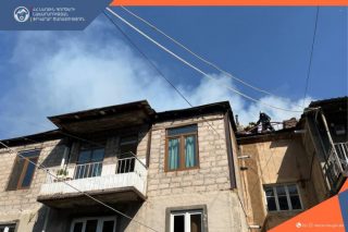 Հրդեհ՝ Երևանի Զաքարիա Քանաքեռցու փողոցում. տարհանվել է 50 բնակիչ