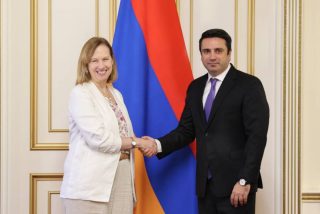 Ալեն Սիմոնյանը և ԱՄՆ դեսպանը քննարկել են տարածաշրջանային զարգացումներին վերաբերող հարցեր
