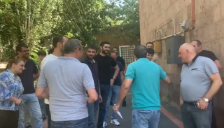 Գեղամ Մանուկյանի որդին ու ևս 3 անձ ազատ արձակվեցին
