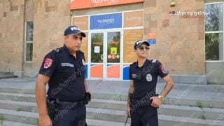 Ատրճանակով զինված ավազակային հարձակում՝ Կոտայքի մարզում. ոստիկաններն հայտնաբերել են կասկածյալին, գողացված ավտոմեքենան