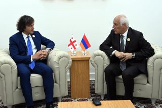 Խաչատուրյանն ու Կոբախիձեն քննարկել են տարածաշրջանային իրավիճակը և վերջին զարգացումները