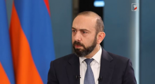 Հայաստանի և Ադրբեջանի միջև ենթակառուցվածքների բացումից առաջ պետք է լինի սահմանազատում, պետք է կառուցվի սահմանային անցակետ․ հողը պատկանելու է ՀՀ–ին․ Արարատ Միրզոյան