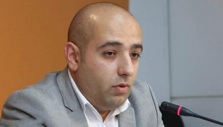 Ձեզ նայեք, ձեր վարքագծին նայեք, հետո քննարկեք՝ մարդկանց կենցաղային խոսակցությունները տեղի՞ն են, թե՞ անտեղի․ իրավապաշտպան