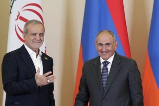 Նիկոլ Փաշինյանն ընդունել է Մասուդ Փեզեշքիանի՝ Իրան այցելելու հրավերը