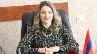 ԱԺ-ում Արսեն Թորոսյանին կփոխարինի Էսթեր Այվազյանը