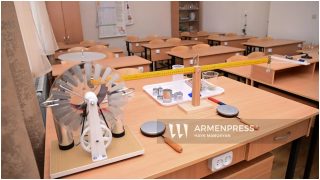 Դպրոցներում կբարձրացվի ԲՏՃՄ առարկաների դասավանդման որակը. համալրվում են լաբորատորիաները