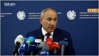 Փաշինյանը քաղաքացիներին առաջարկում է ընտրություն իր և ոչ խաղաղության միջև