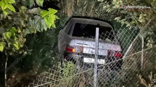 Արմավիրի մարզում «ՎԱԶ 21102»-ը վրաերթի է ենթարկել հետիոտնին և հայտնվել բնակչի տան հողամասում. վիրավորը հիվանդանոցում մահացել է