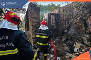 Հրդեհ Ջրվեժ գյուղում. 1 անձ հոսպիտալացվել է
