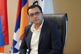 Աբրահամ Գասպարյանը մտնում է քաղաքականություն