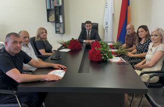 Նաիրի Սարգսյանը պատվոգրեր է հանձնել «Հայաստանը ես եմ» նախաձեռնության՝ քաղաքացիների աջակցման կենտրոնների ղեկավարներին