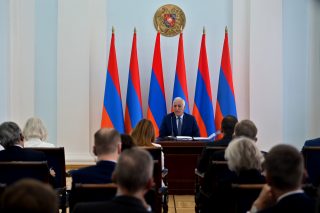 Վահագն Խաչատուրյանը ՆԱՏՕ-ում հավատարմագրված դեսպաններին է ներկայացրել Հայաստանի ներքին և արտաքին քաղաքական առաջնահերթությունները
