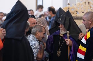 Հայաստանյայց Առաքելական Սուրբ Եկեղեցին հանդիսավորությամբ նշել է Խաչվերացի տոնը