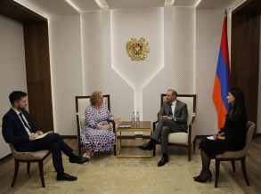ԱԽ քարտուղարը ՀՀ-ում Մեծ Բրիտանիայի և Հյուսիսային Իռլանդիայի դեսպանի հետ քննարկել է երկկողմ օրակարգային հարցեր
