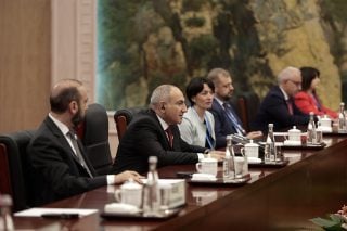 Բալանսավորո՞ւմ, թե՞ կողմնորոշման անորոշություն․ ի՞նչ է փնտրում Հայաստանը Չինաստանում ու ՇՀԿ-ում