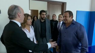 «Մեր հերոս հայորդիների աջակցությանն ուղղված ծրագրերը շարունակական են լինելու և անժամկետ». Գագիկ Ծառուկյանը Ռոյ Բեյքերի հետ այցելել է «Օլիմպավան»