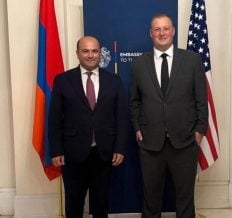 ԱՄՆ-ում ՀՀ դեսպան Նարեկ Մկրտչյանը հանդիպում է ունեցել Pray.cօm հարթակի համահիմնադիր Մաթ Փոթթերի հետ