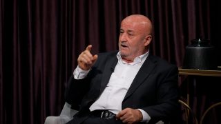 «Եթե պայքարում է ապօրինի գույքի համար, նախ խնդիրը թող լուծի Խաչատուր Սուքիասյանի հետ կապված, ճշտի՝ արդյո՞ք նրա մոտ ամեն ինչն «օքեյ» է». Հովիկ Աղազարյան