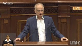 Փաշինյանը Հայաստանը դարձրել է բանակցությունների սեղանին դրված ուտելիք. ունենք համաժողովրդական շարժման ծրագիր. Լևոն Զուրաբյան