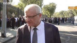 Առանց եռացող փողոցի իշխանության ներսում ճաքեր առաջացնել հնարավոր չէ. Սուրեն Սուրենյանց
