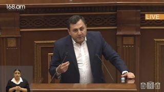 ՔՊ-ական պատգամավորների մեծ մասը պատանդ է. նրանց մեծ մասը կարող է սիրահոժար քվեարկել իմպիչմենտի համար. Ֆարմանյան