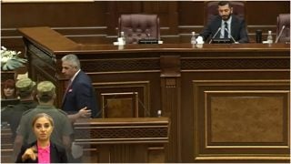 Դուք խուլիգան եք. Էդգար Ղազարյանը՝ Ռուստամ Բաքոյանին