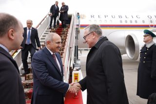 Փաշինյանը ժամանել է Մոսկվա
