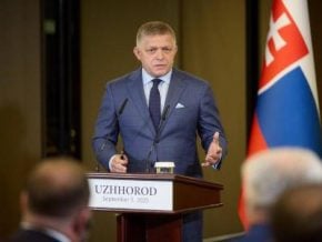 Ֆիցոն հայտարարել է, որ ռուսական ենթակառուցվածքային օբյեկտների վրա հարվածները վնասում են նաև Սլովակիային
