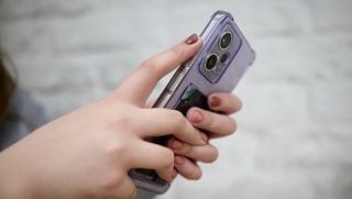 «Կախվածությունն» ավելի վտանգավոր է, քան ժամանակը, «անվերջ սքրոլինգը» մարզում է մեր ուղեղն անընդհատ շեղվել. մեդիափորձագետ