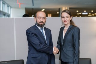 Ռումինիայի ԱԳ նախարարն աջակցություն է հայտնել Երևանի ու Բաքվի միջև հարաբերությունների կարգավորմանը