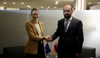 Արարատ Միրզոյանը և Կայա Կալասը Նյու Յորքում մտքեր են փոխանակել աշխարհաքաղաքական, տարածաշրջանային զարգացումների շուրջ