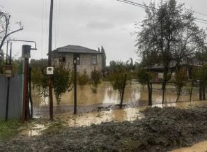 Վրաստանում հորդառատ անձրևների պատճառով ջրհեղեղ է տեղի ունեցել