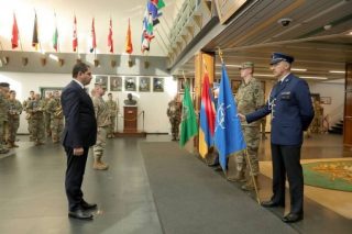 ՀՀ ՊՆ-ն մշտական հիմունքներով մասնագիտացված խորհրդատվական օժանդակություն է ստանում Ֆրանսիայից և ԱՄՆ-ից, օժանդակություն է ցուցաբերում նաև Հունաստանը. Պապիկյան