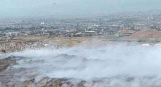 «Իրավունք». Ո՞ւմ ականջներն են թաքնված աղբավայրի հրդեհների հետևում