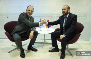 Հայաստանի և Հունաստանի արտգործնախարարներն անդրադարձել են Հայաստանում «Թրամփի ուղու» կյանքի կոչմանը