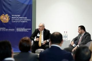 Պետական ապարատի աշխատավարձը վերանայելու որոշումը մենք մեր մեջ կայացրել ենք, բայց չենք բարձրաձայնում, վախենում ենք․ Փաշինյան