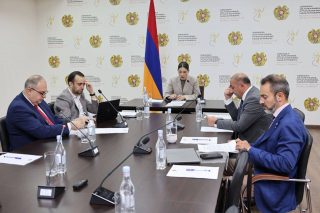 Սահմանադրական բարեփոխումների խորհուրդը որոշում է ընդունել նոր Սահմանադրության նախագծում ներառել դրույթ ՀՀ վավերացրած միջազգային պայմանագրերի վերաբերյալ