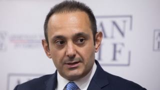 Պարոն Փաշինյան, պարզաբանեք՝ ինչ նպատակով եք լուծարում բարձր որակի ARFI պետական ներդրումային հարթակը. Դավիթ Փափազյան