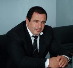 Այս օրերին ես հատկապես զգում եմ, թե որքան կարևոր է, երբ կողքիդ մարդիկ են, ովքեր կիսում են կորստի վիշտն ու ցավը. Գագիկ Ծառուկյան