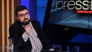 Արտասահմանյան հերթական ընկերությունը խորհրդատվական ծառայություն մատուցելու համար կառավարությունից ստանալու է, ուշադրություն, ավելի քան 3.3 մլրդ դրամ. Հովակիմ Զաքարյան Արտասահմանյան հերթական ընկերությունը խորհրդատվական ծառայություն մատուցելու համար կառավարությունից ստանալու է, ուշադրություն, ավելի քան 3.3 մլրդ դրամ. Հովակիմ Զաքարյան