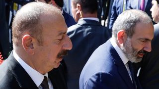 Ալիևը հուշել է Փաշինյանին՝ ինչ հիմնավորմամբ Մայր աթոռը «մաքրել» անցանկալիներից, ինչպես ժամանակին ՀՀ զինված ուժերը